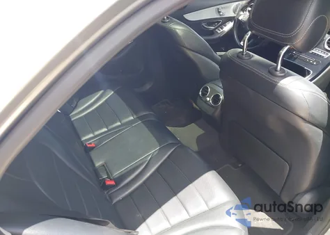 2016 Mercedes-Benz C 300 4Matic from USA, damaged, VIN 55SWF4KBXGU124205